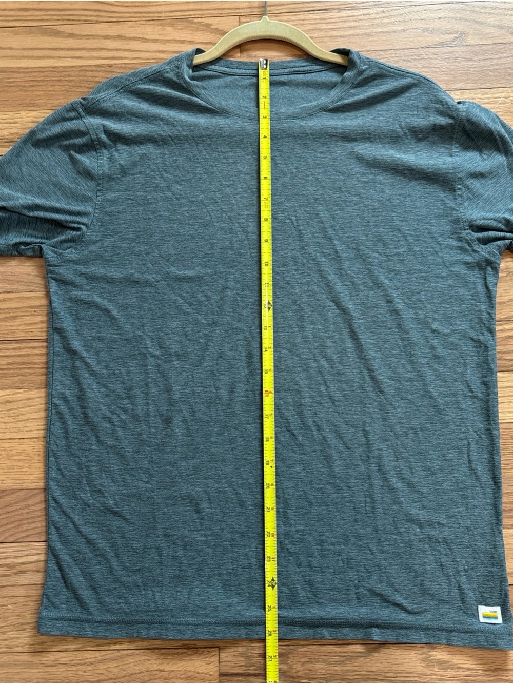 Vuori Strato Tech Tee Shirt Mens Medium Short Sleeve Heather Stretch Green - Picture 8 of 9